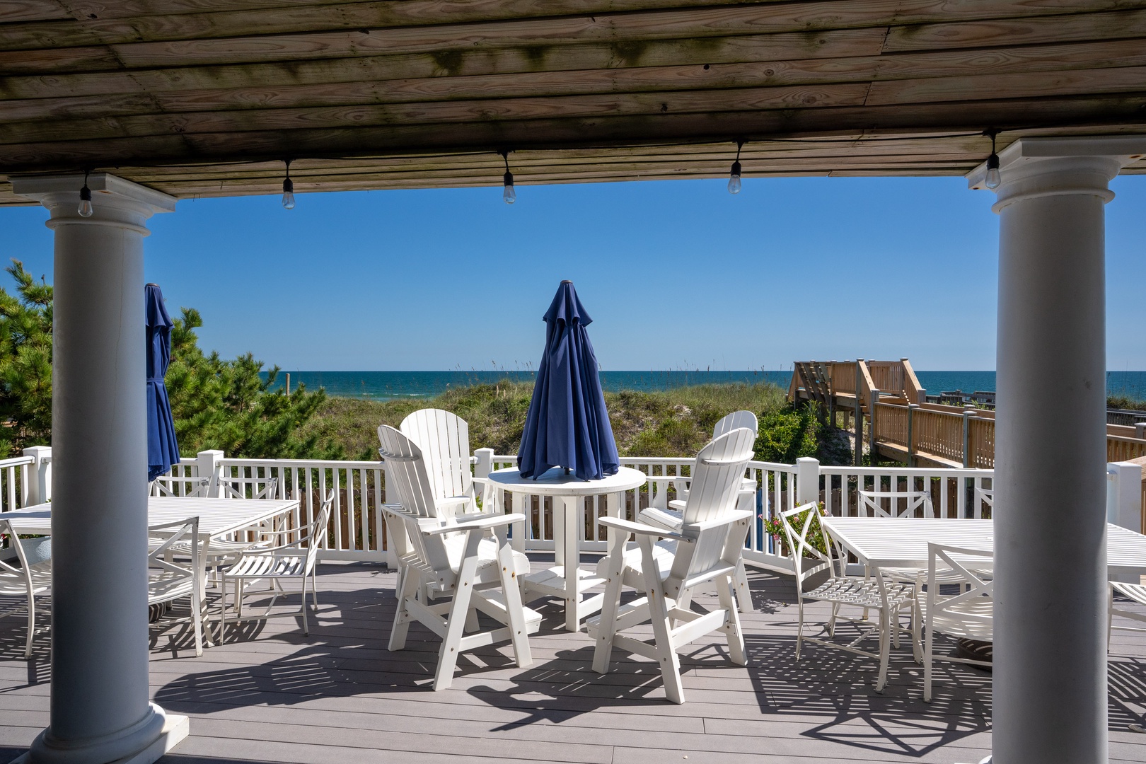 Deck Dining