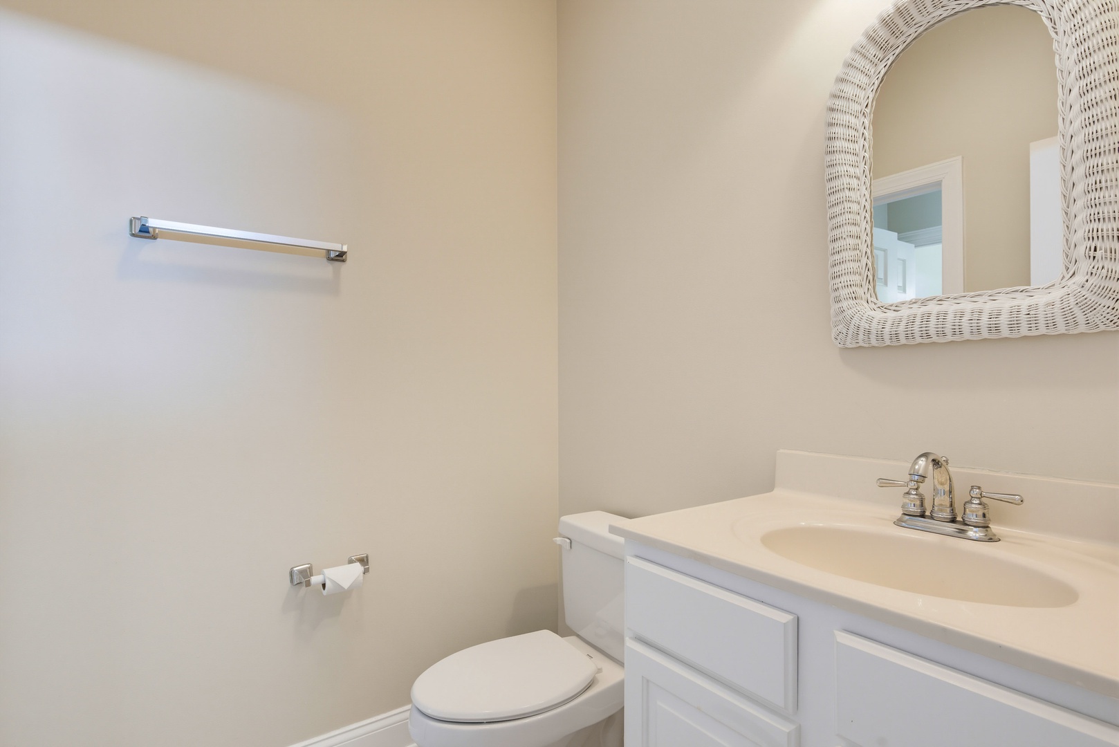Bath Wicker Mirror