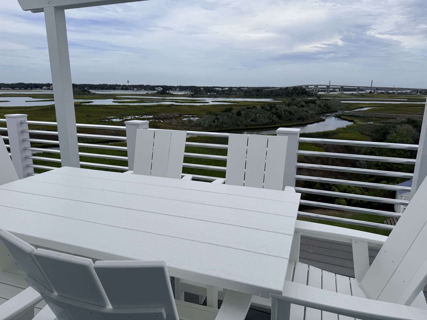 Marsh-view dining