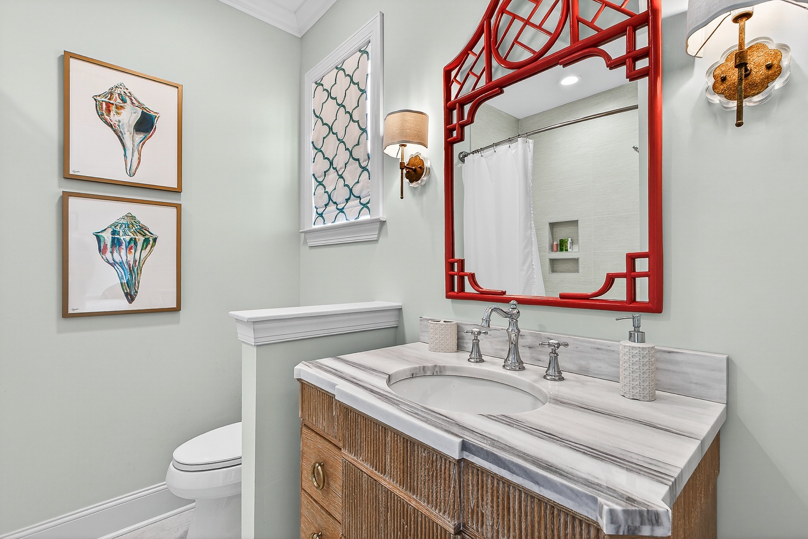 Bathroom vanity