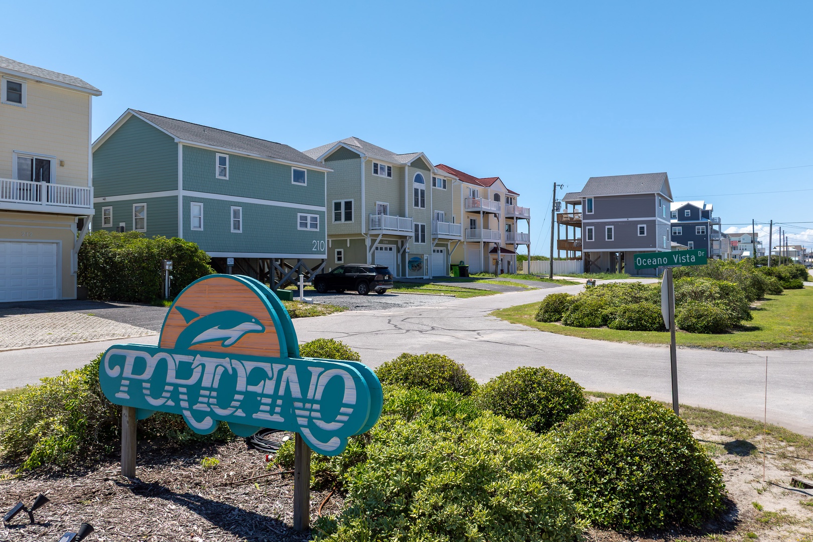 Oceano Vista Entrance