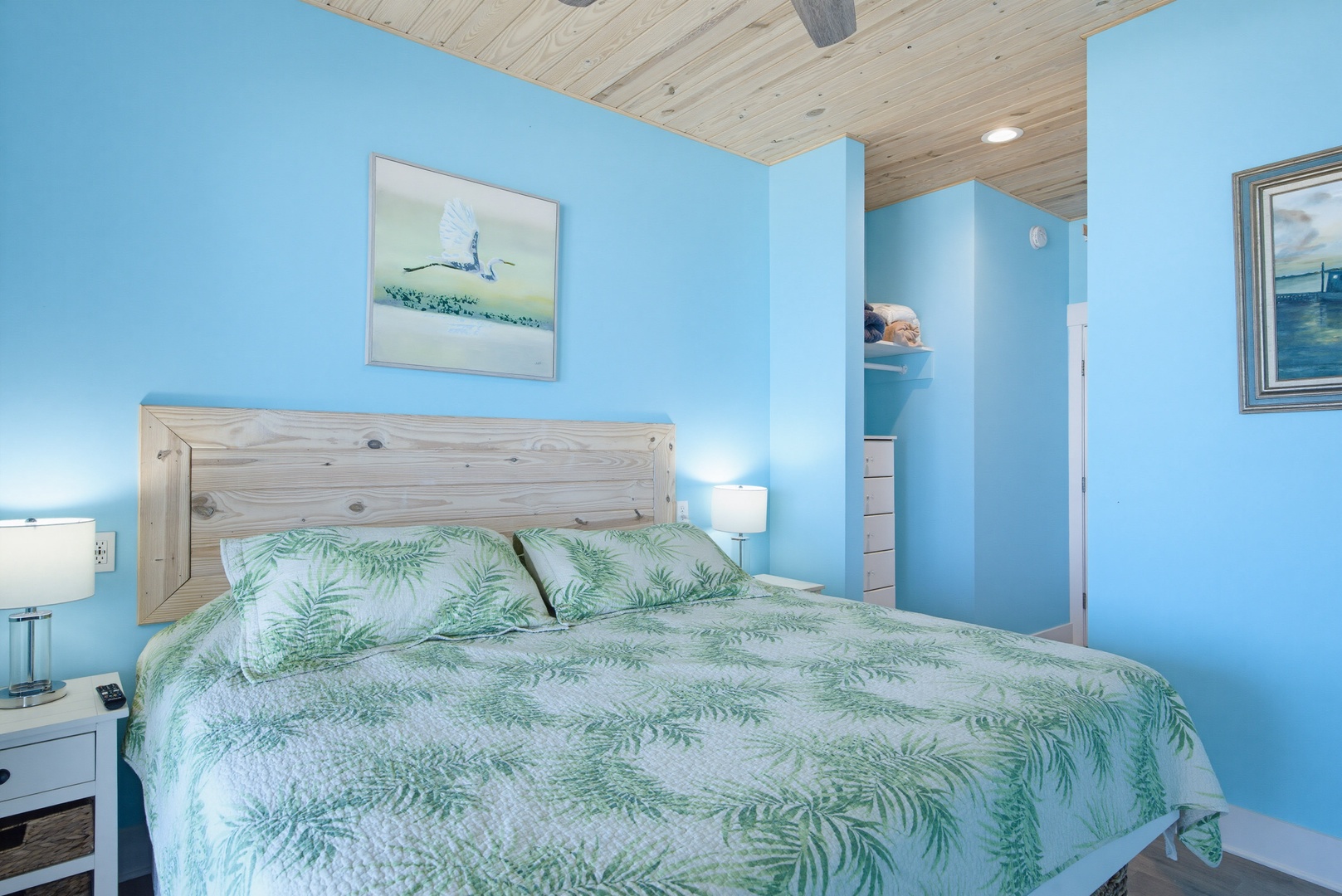 Green bedroom view