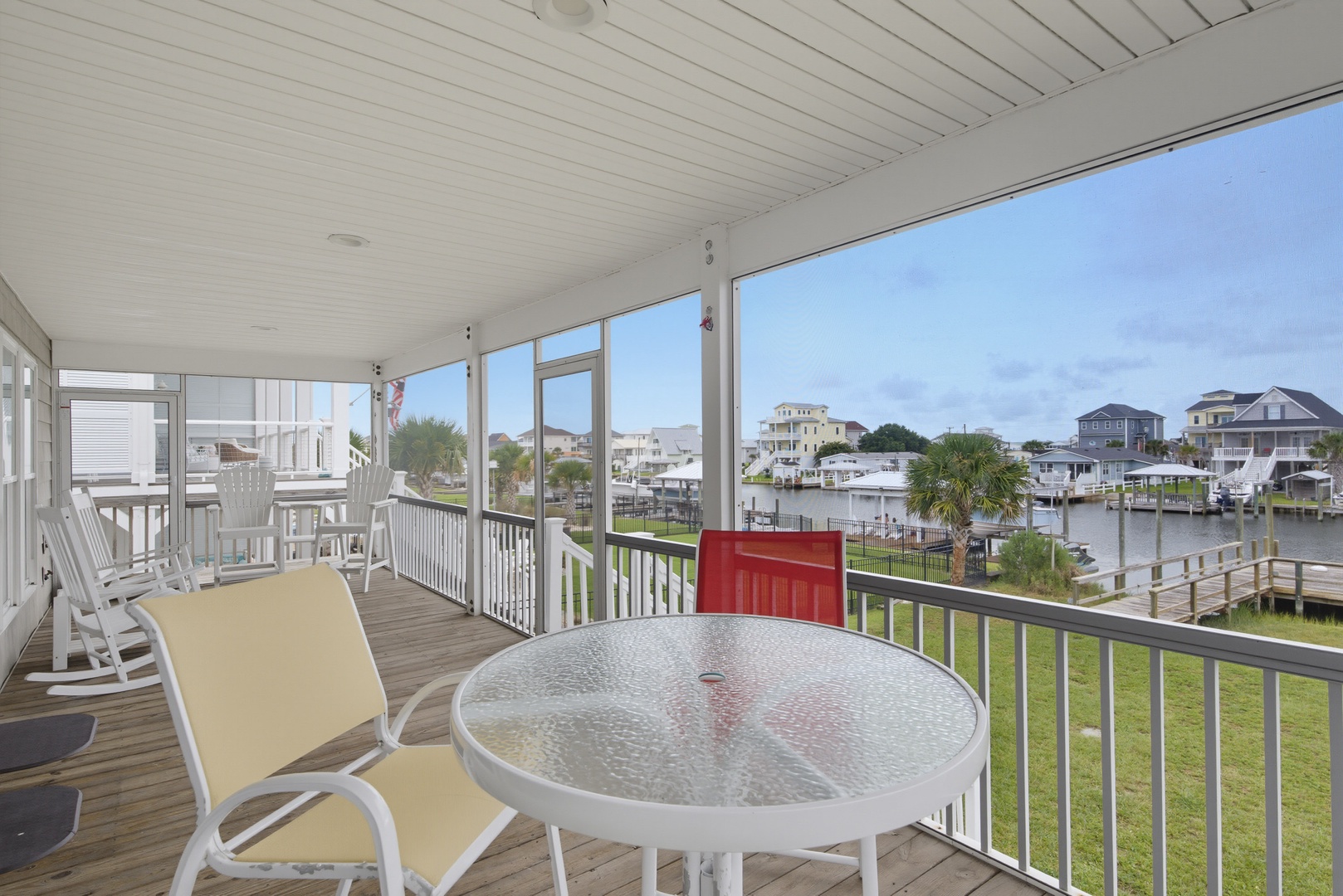 Screened Porch Dining