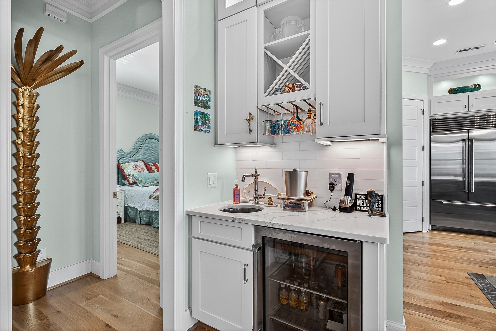 Wet bar