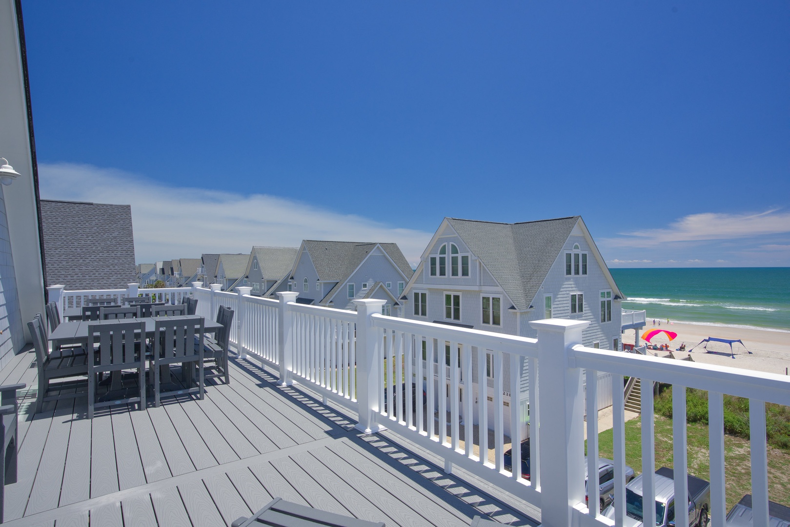 Spacious Ocean Deck
