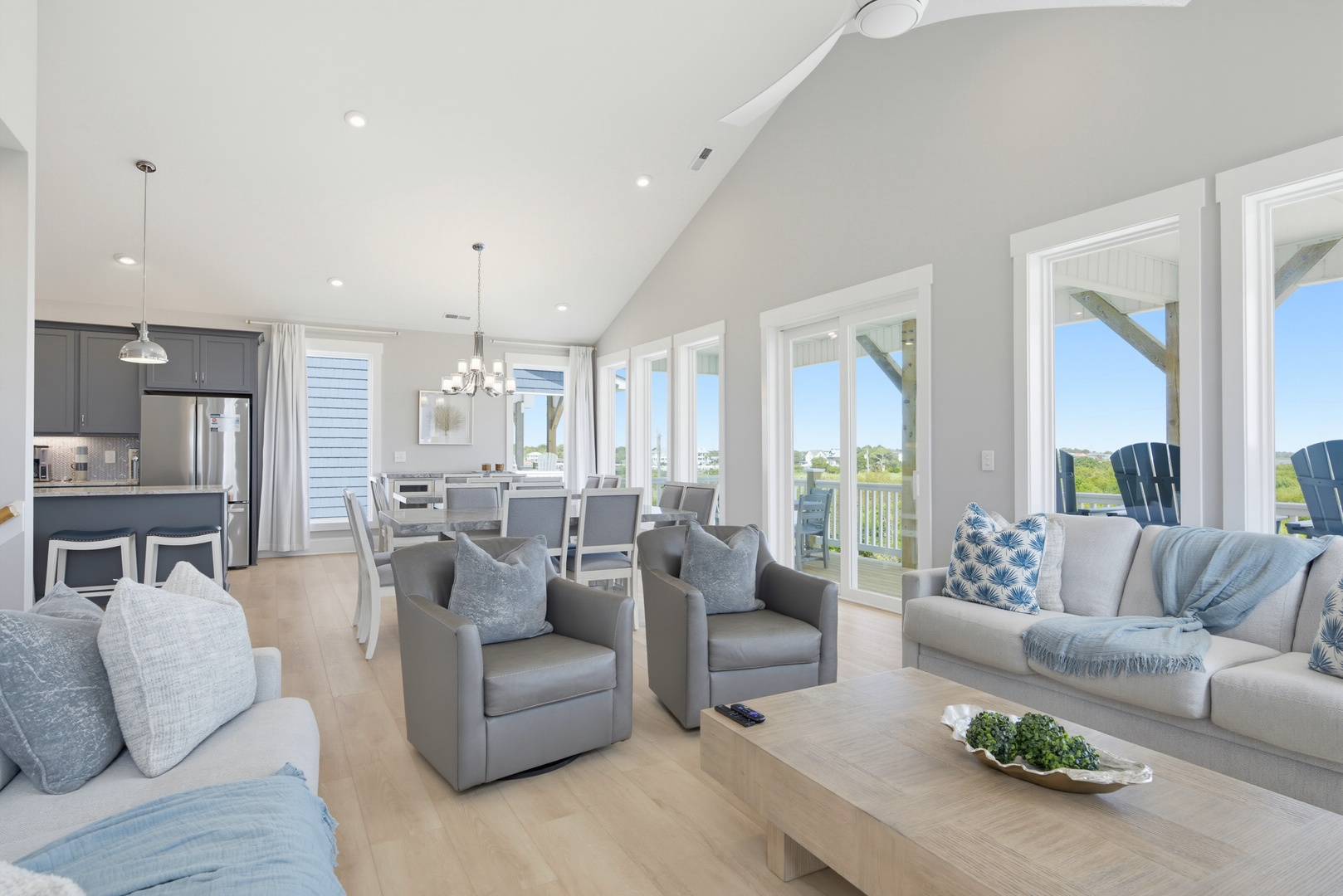 Living Dining Space