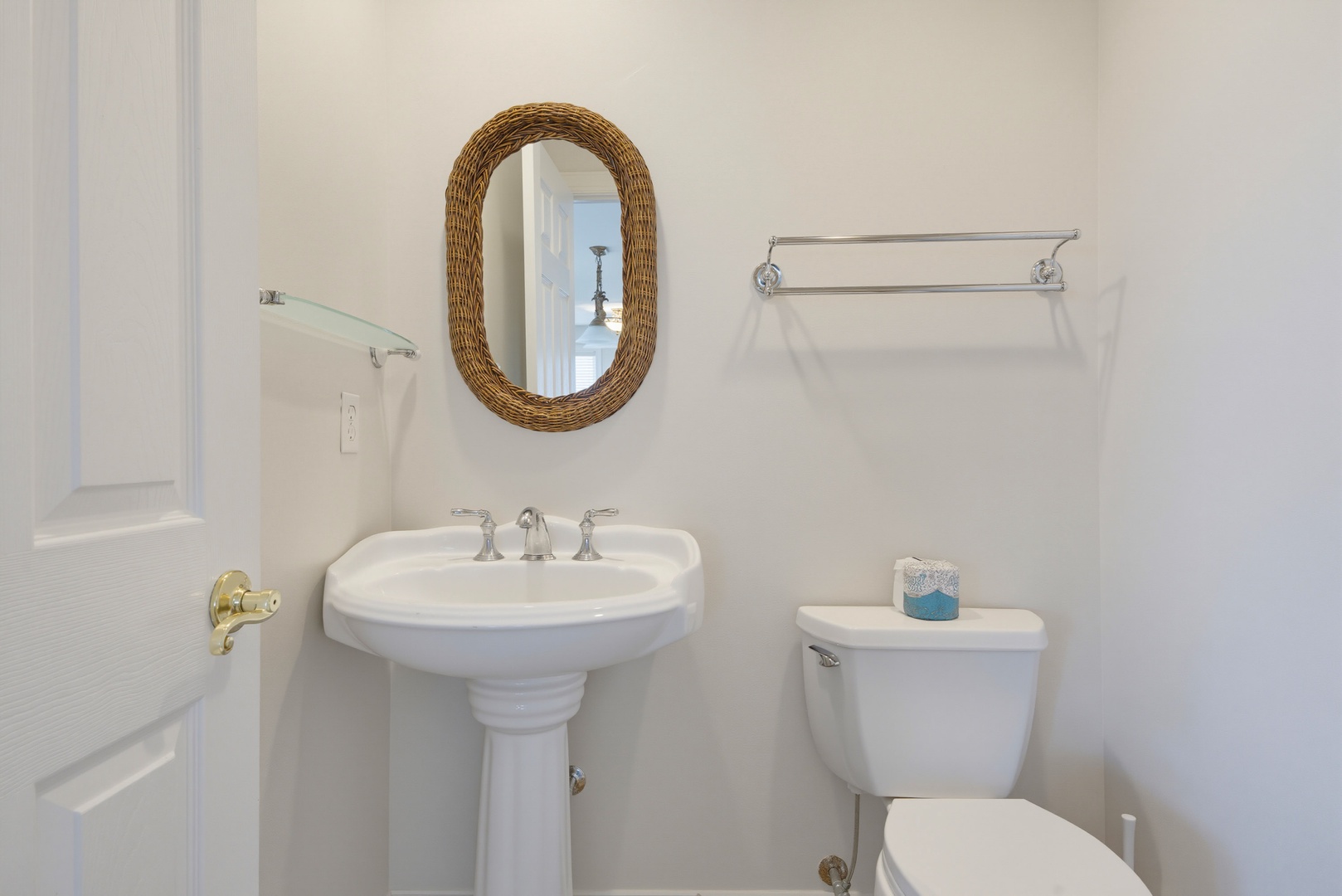Ground Powder Room