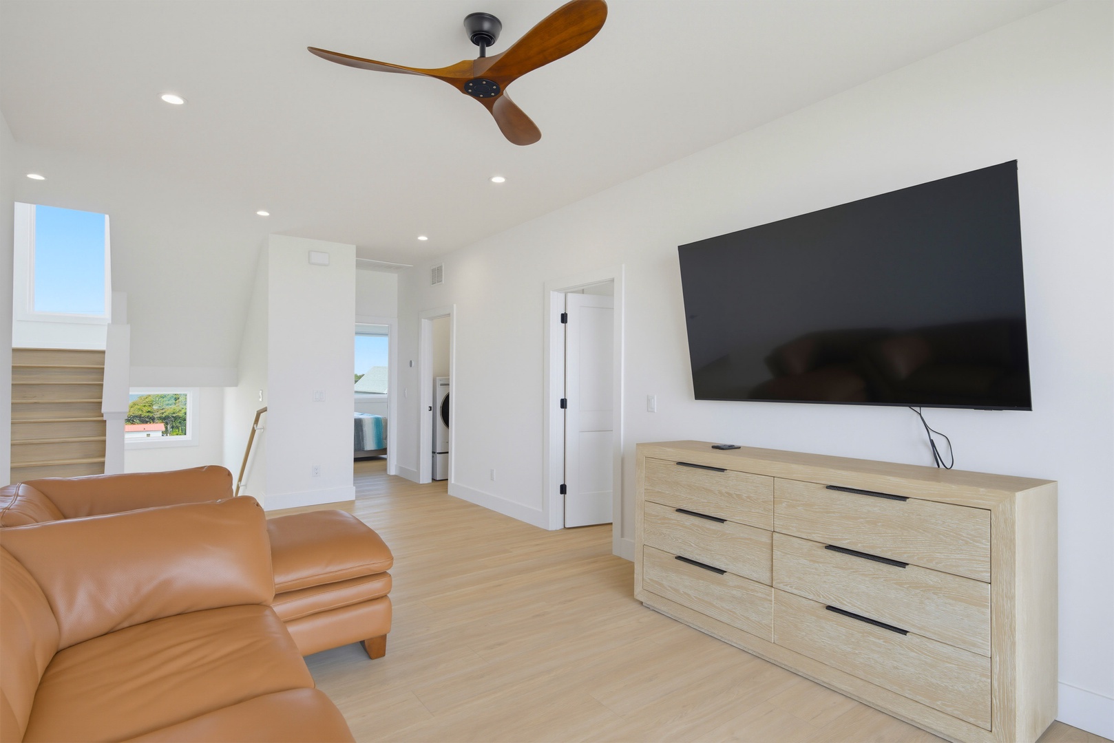 Guest Lounge