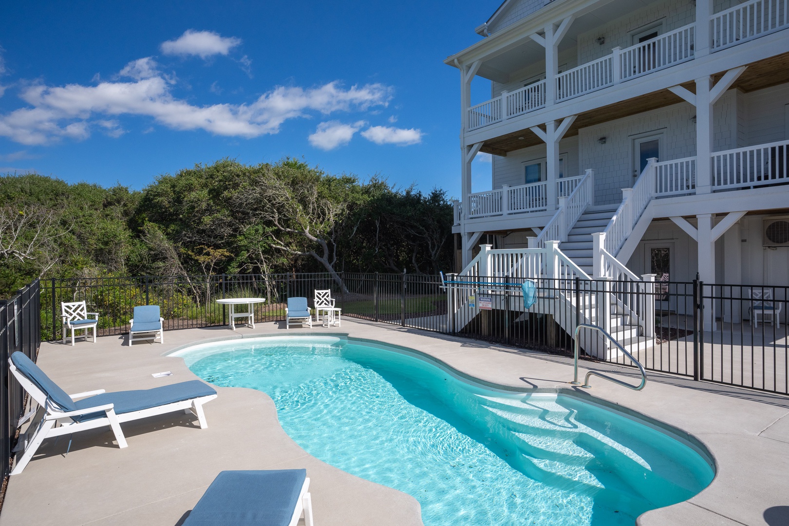 Private Pool And Home