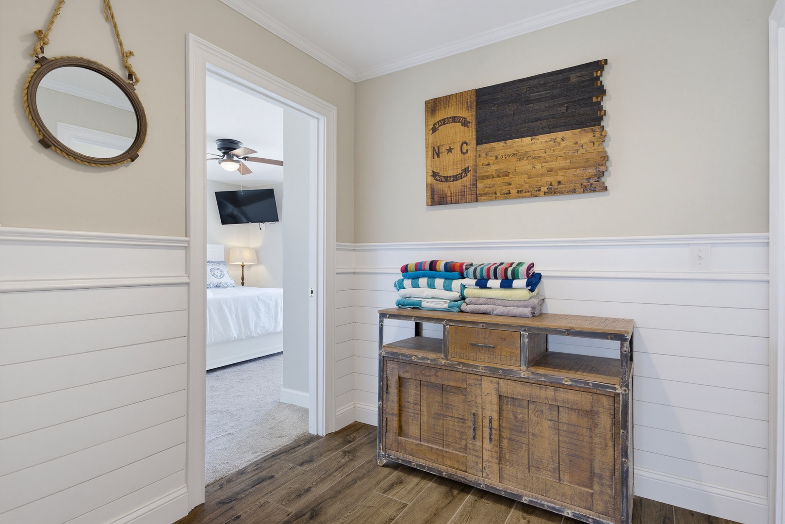 Upstairs Entry Hall