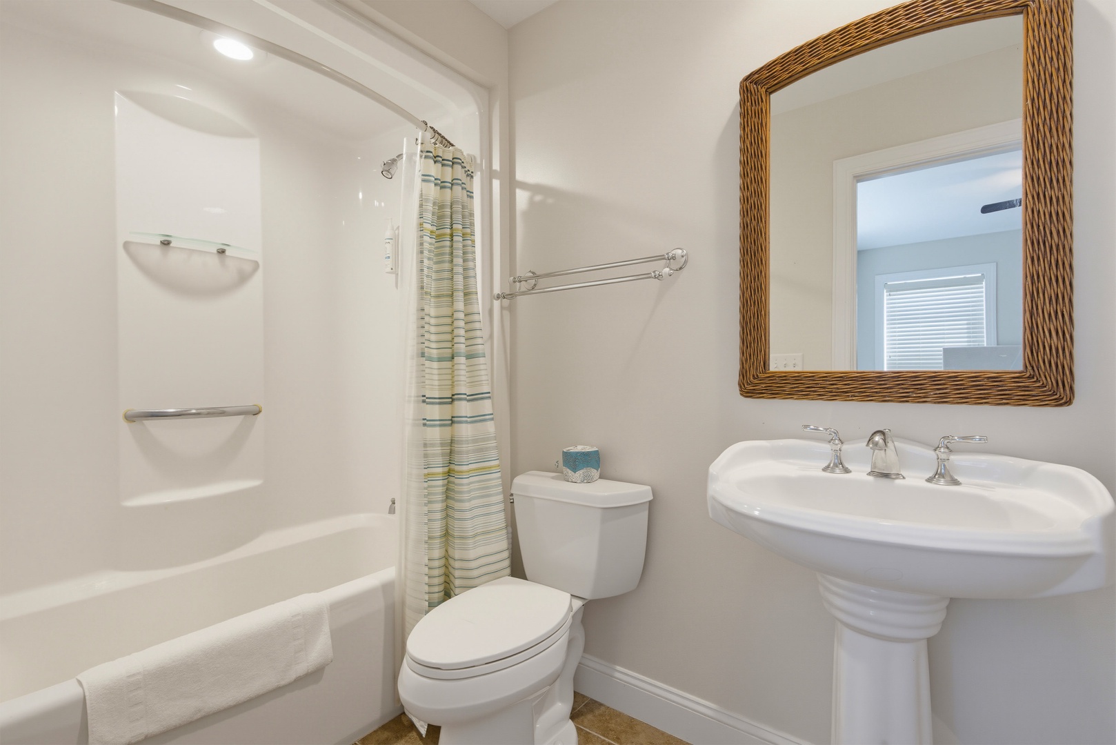 En-Suite Full Bath