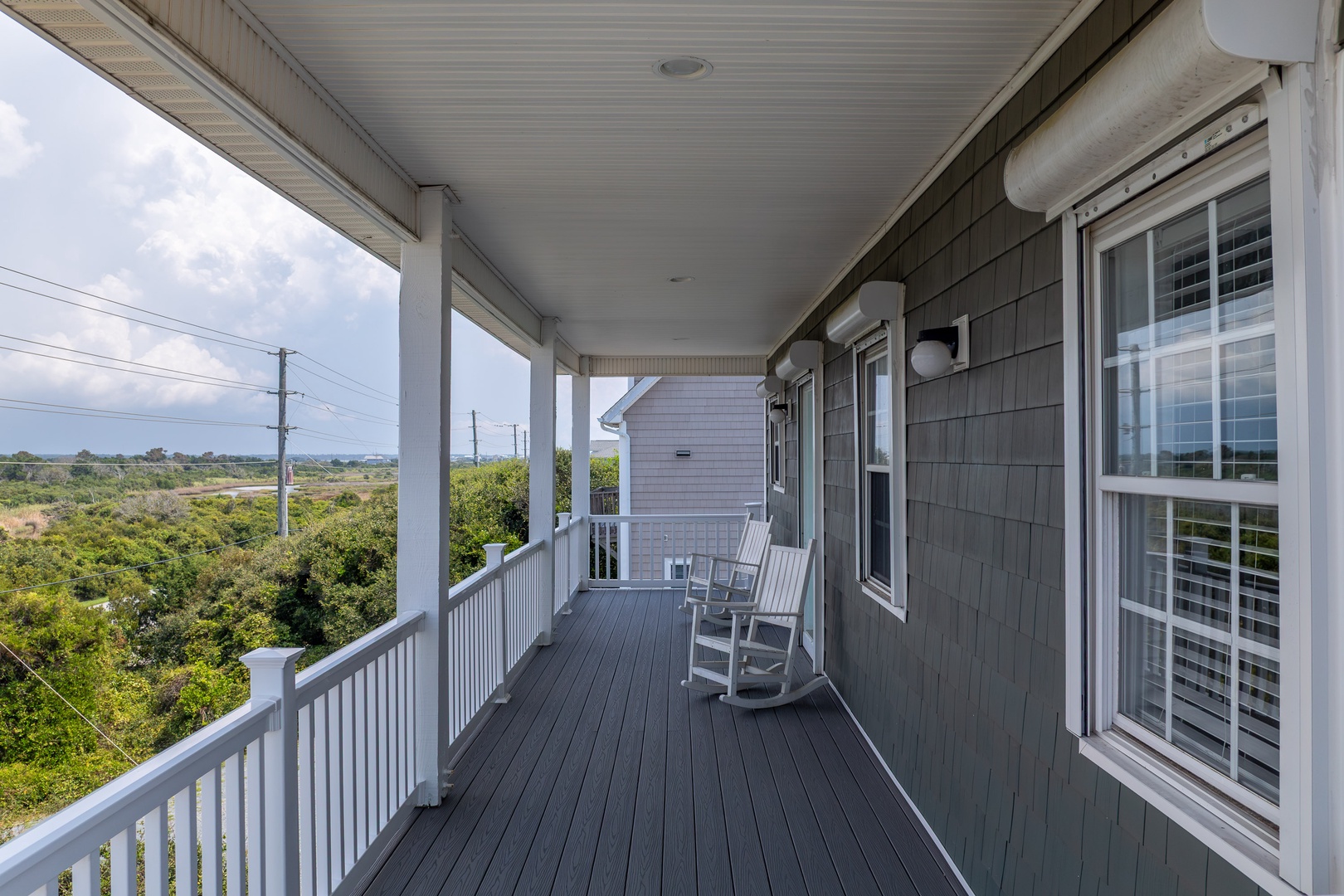 Lower Oceanfront Deck
