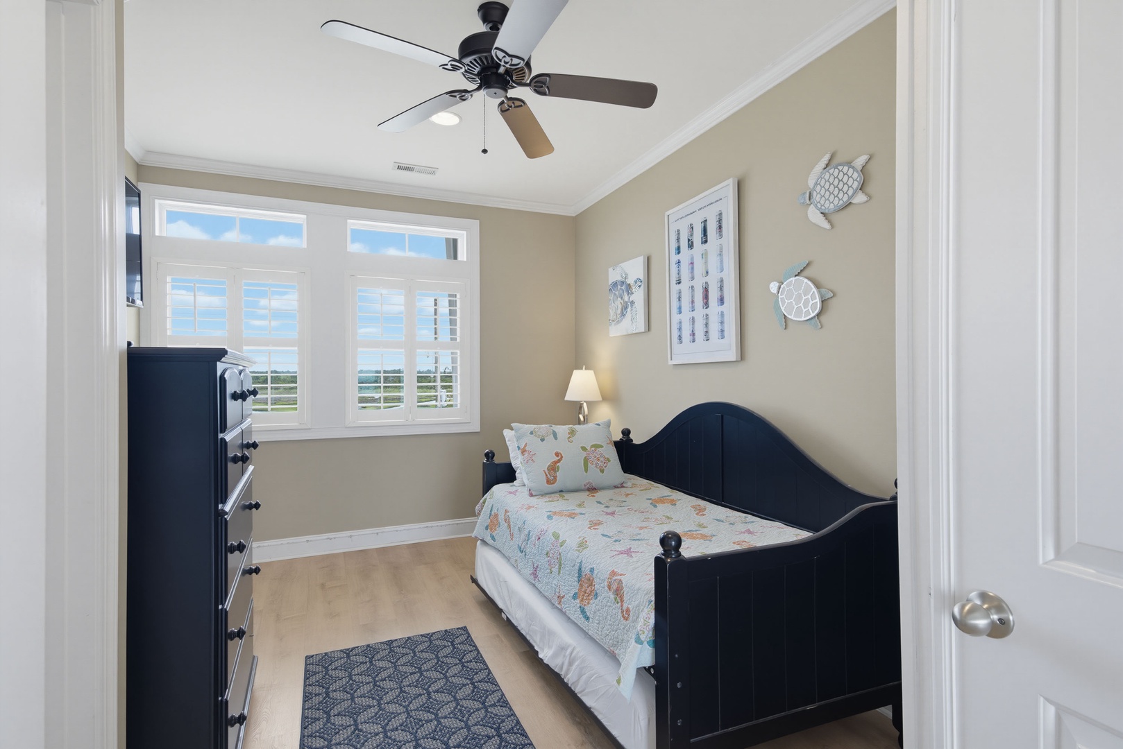 Twin Bedroom