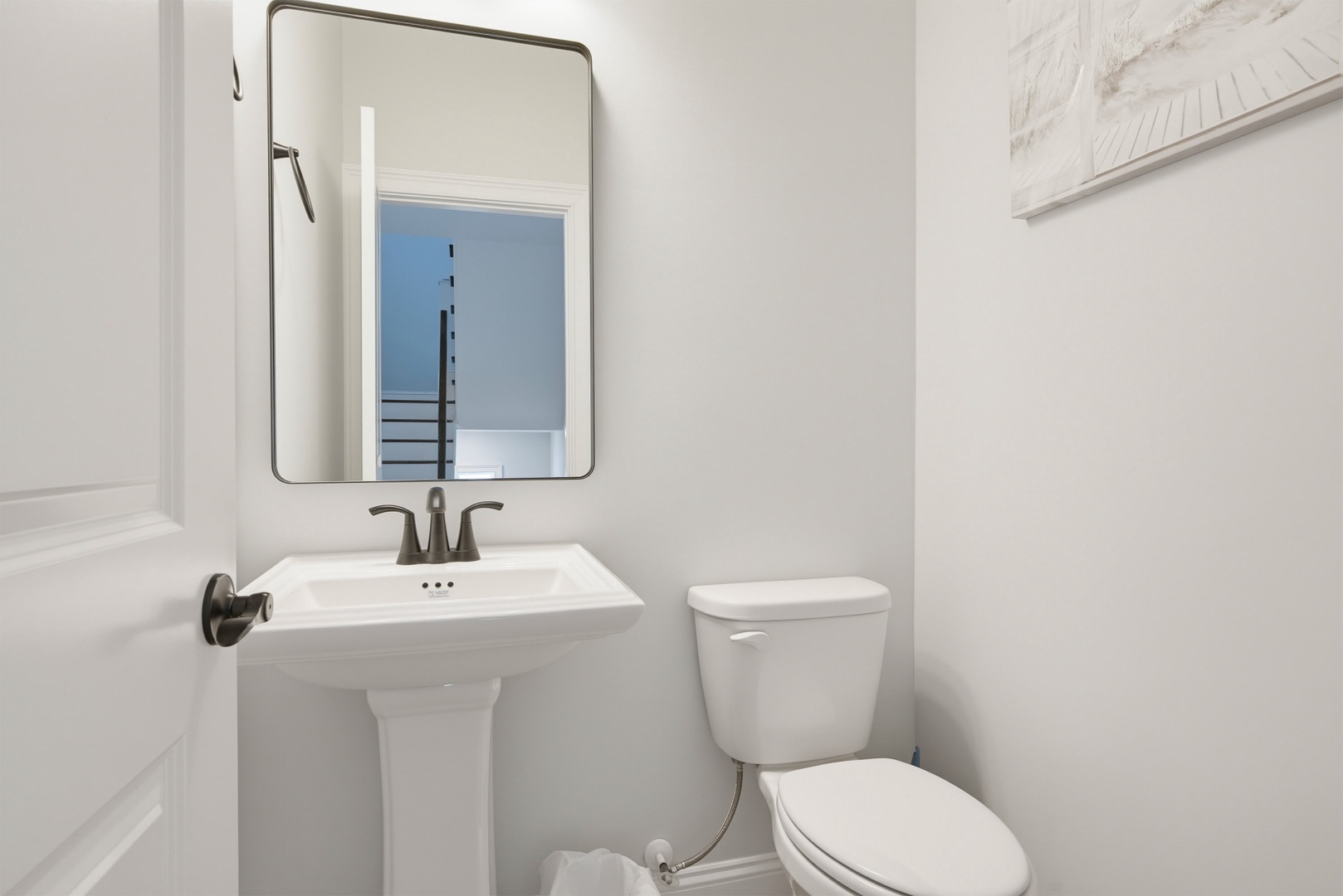 Pedestal sink bathroom