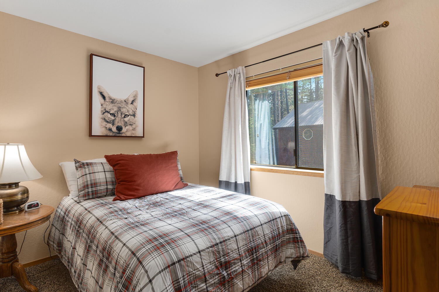 Guest Bedroom: Pinecone Lodge with Private Hot tub