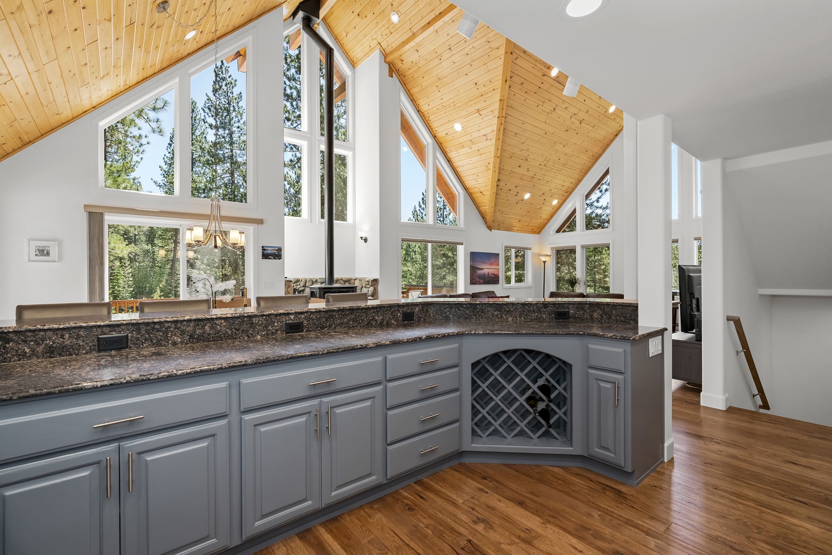 Kitchen: Stony Creek Secluded Lodge