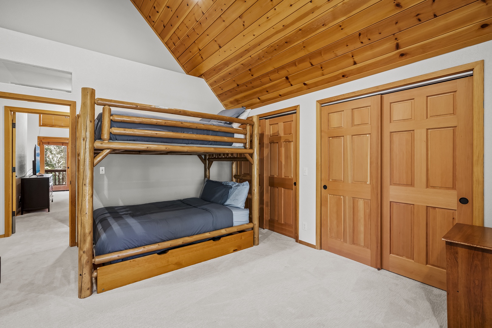 Bunk Room:  Quittin' Time Chalet