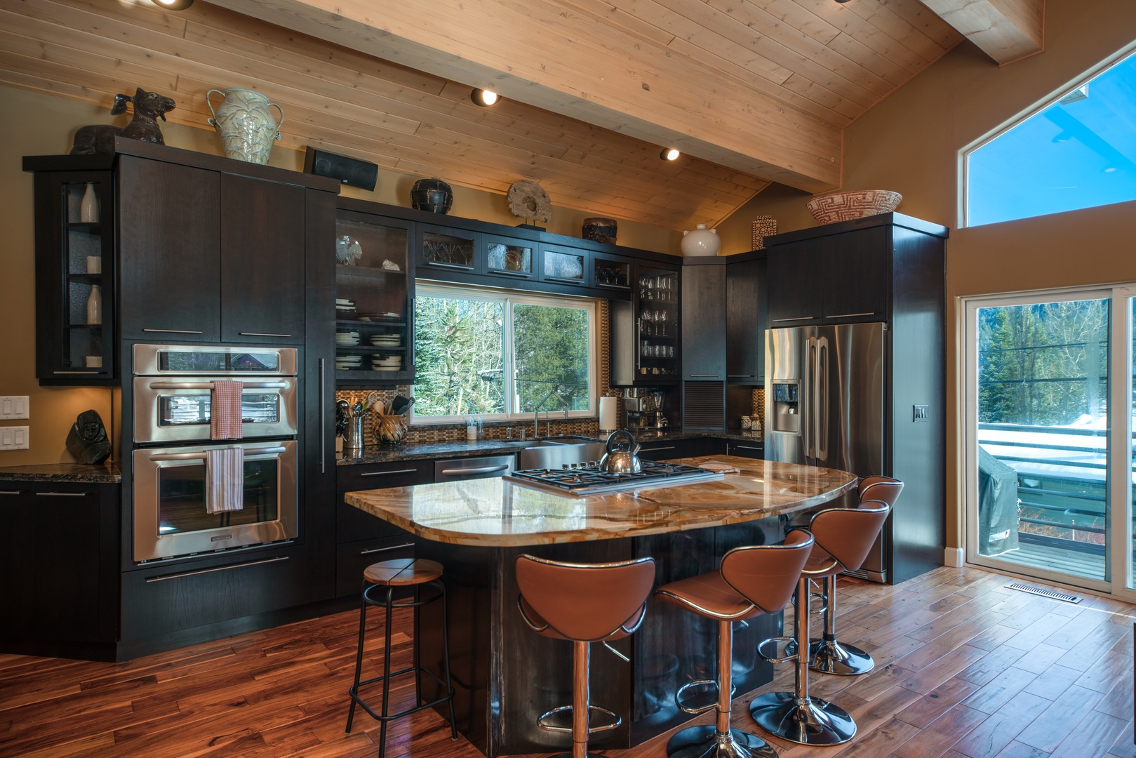 Kitchen with island~ refrigerator and oven: Eagle's Nest Lodge