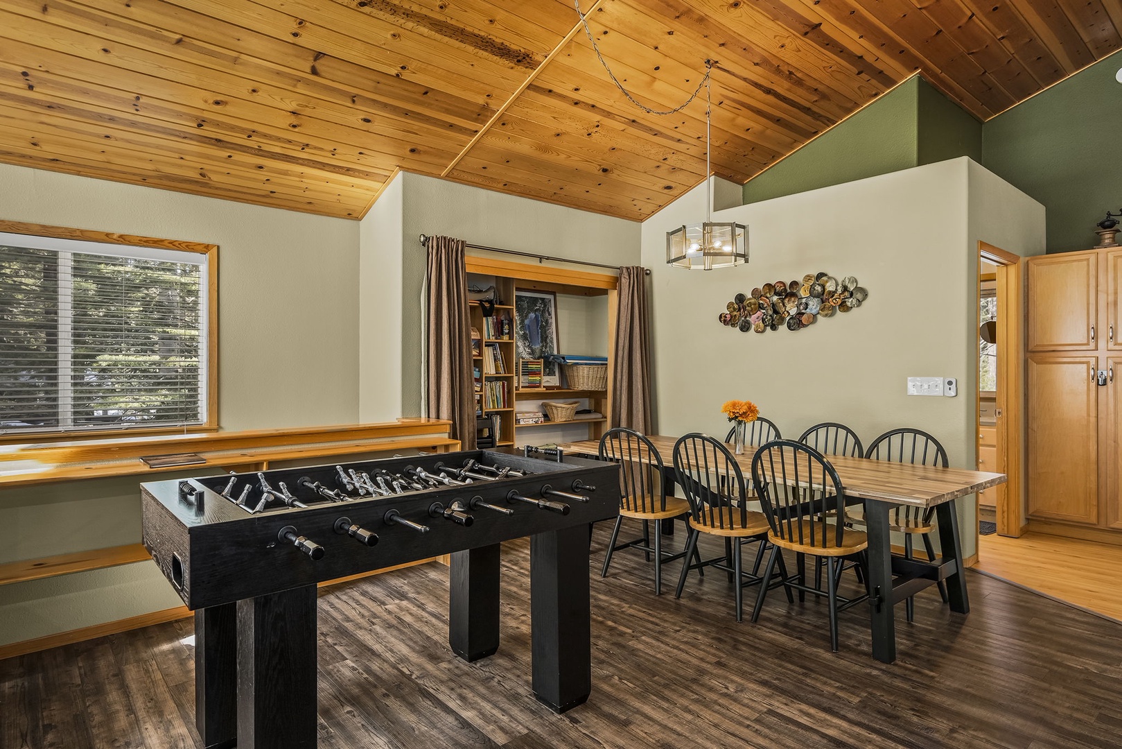 Dining Room Table:  Donner Lake Getaway W/Private Hot Tub