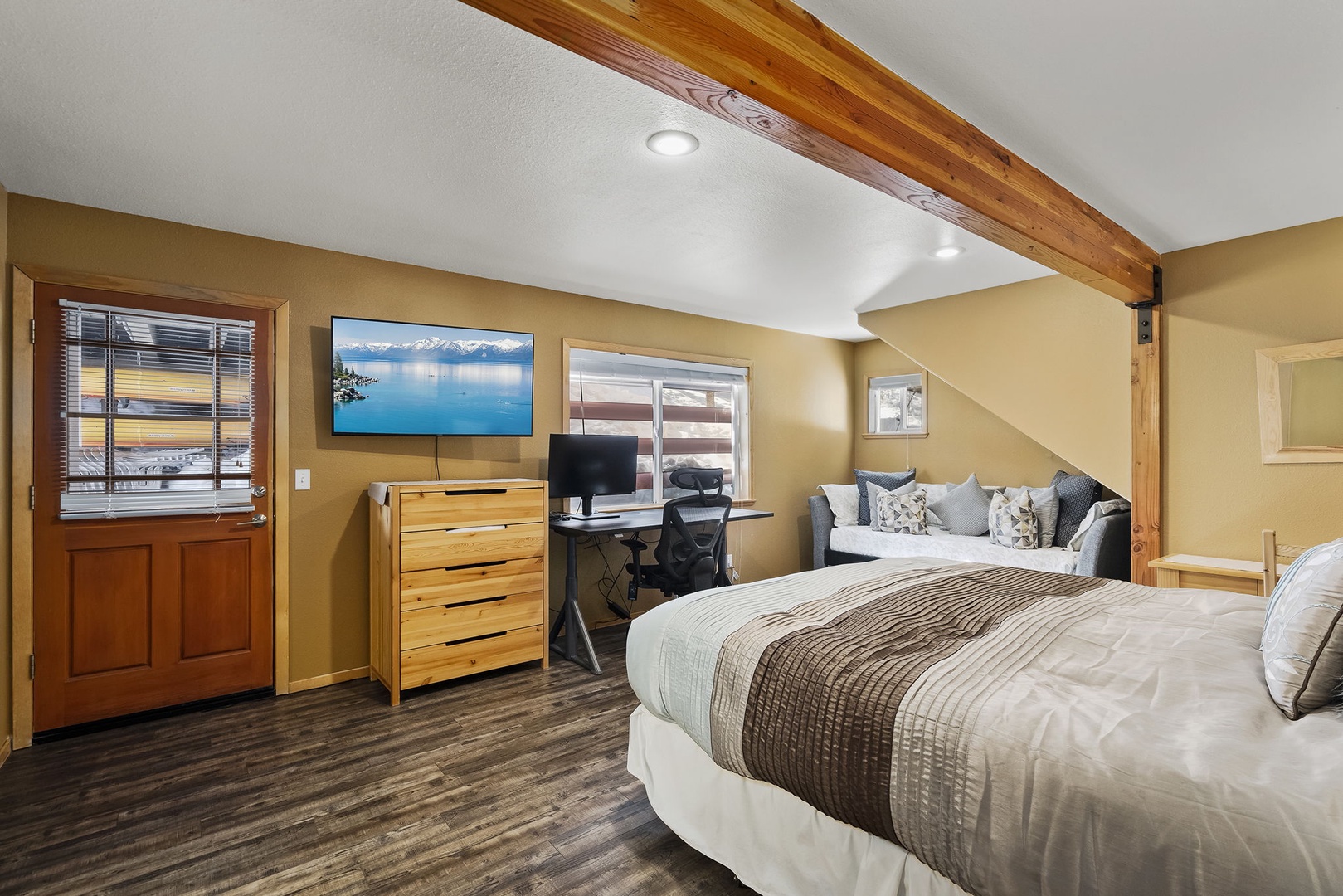 Master Bedroom:  Donner Lake Getaway W/Private Hot Tub