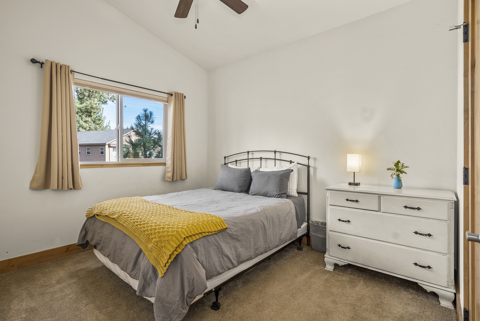 Guest Room:  Wolverine Truckee Getaway