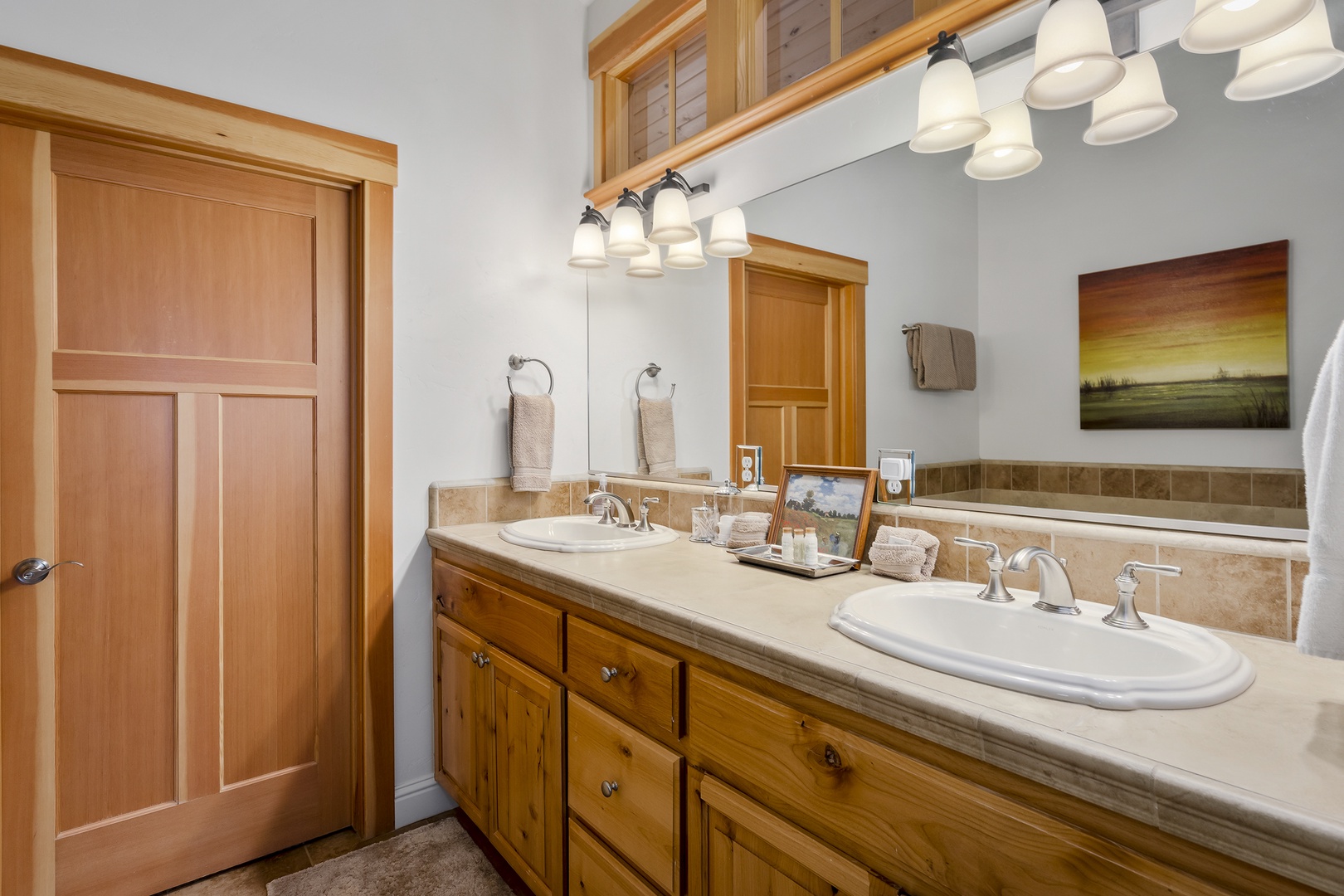 Master Bathroom: Pinyon Creek Upscale Vacation Retreat
