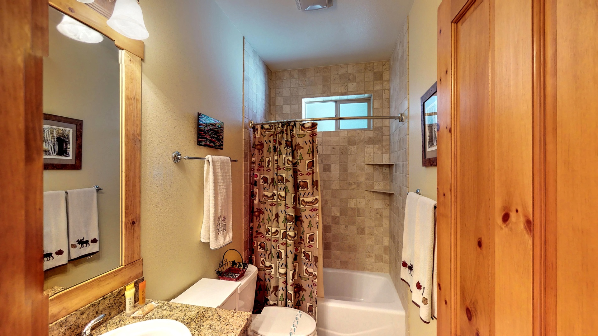 Bathroom with shower/tub combo: Truckee Cinnabar Vacation Retreat