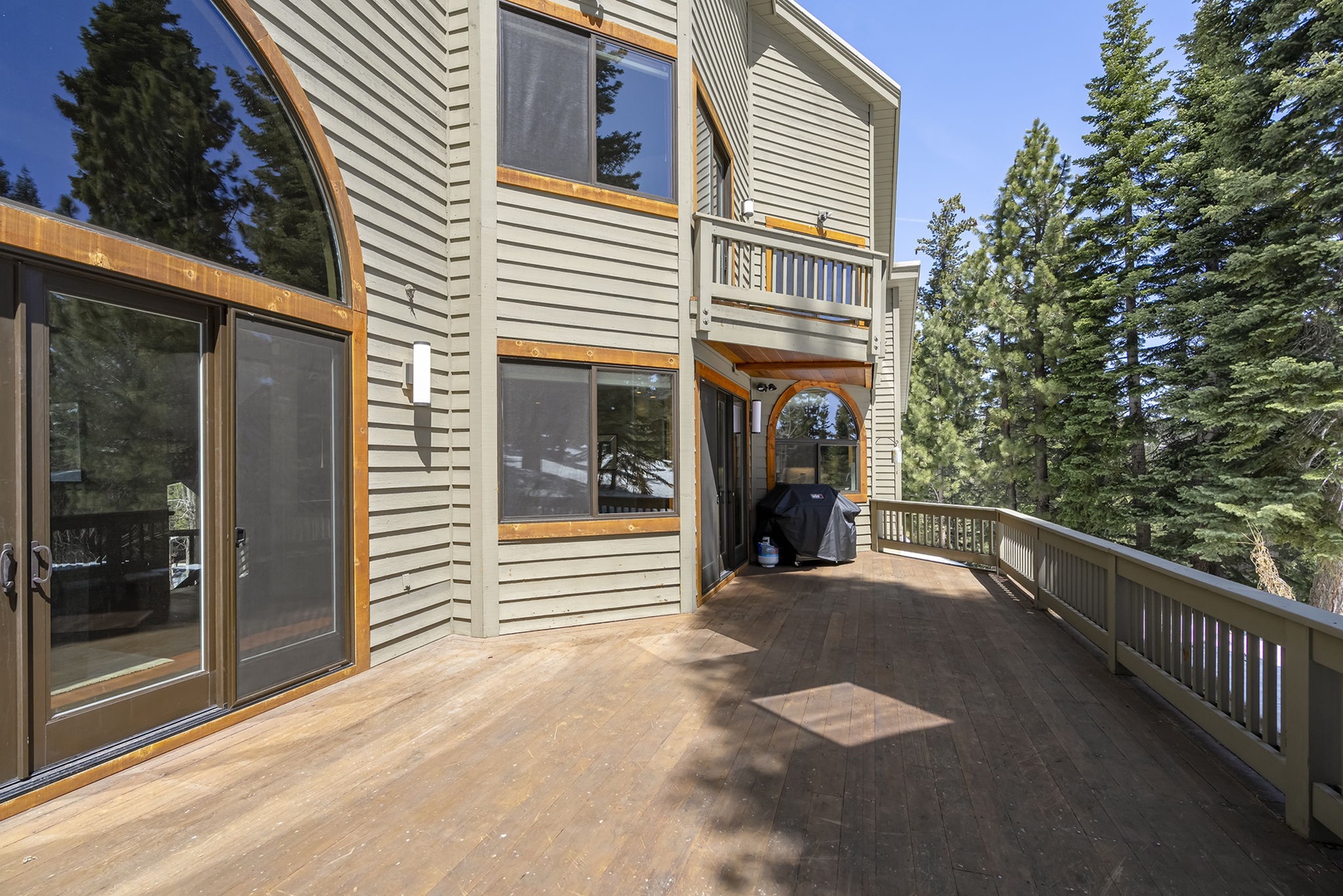 Private patio: Hilltop Manor in Tahoe Donner