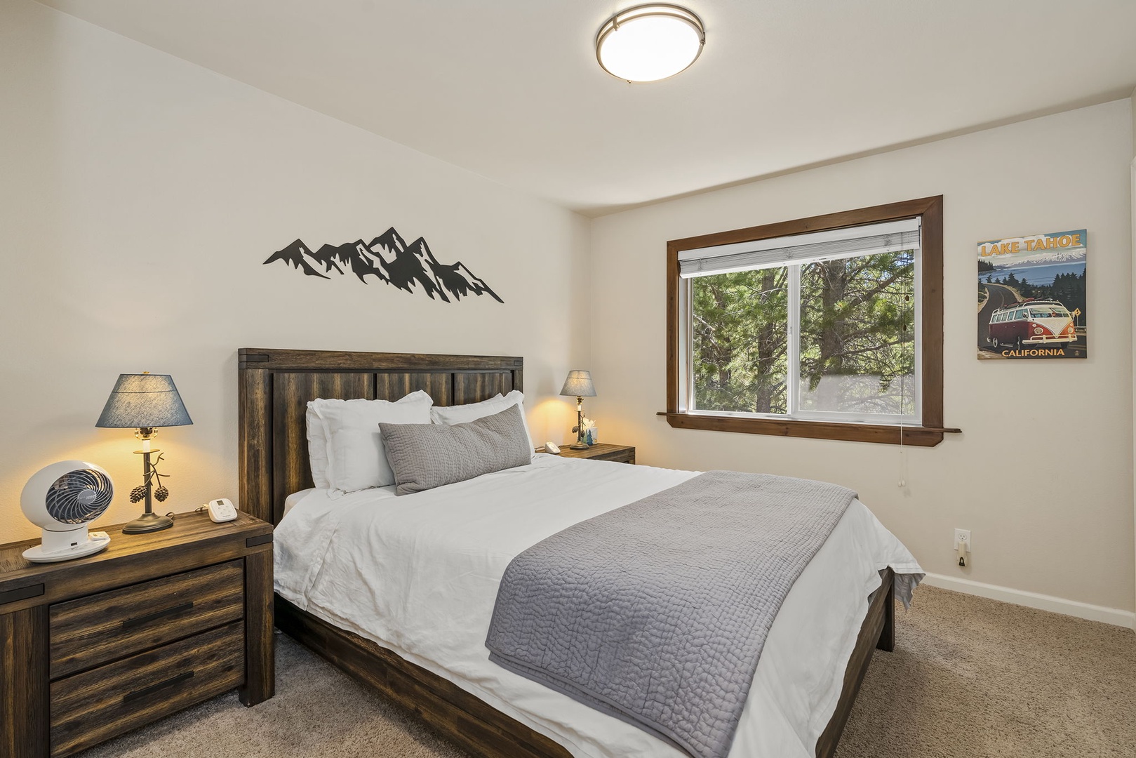 Guest Room: Mountain Relaxation Haven