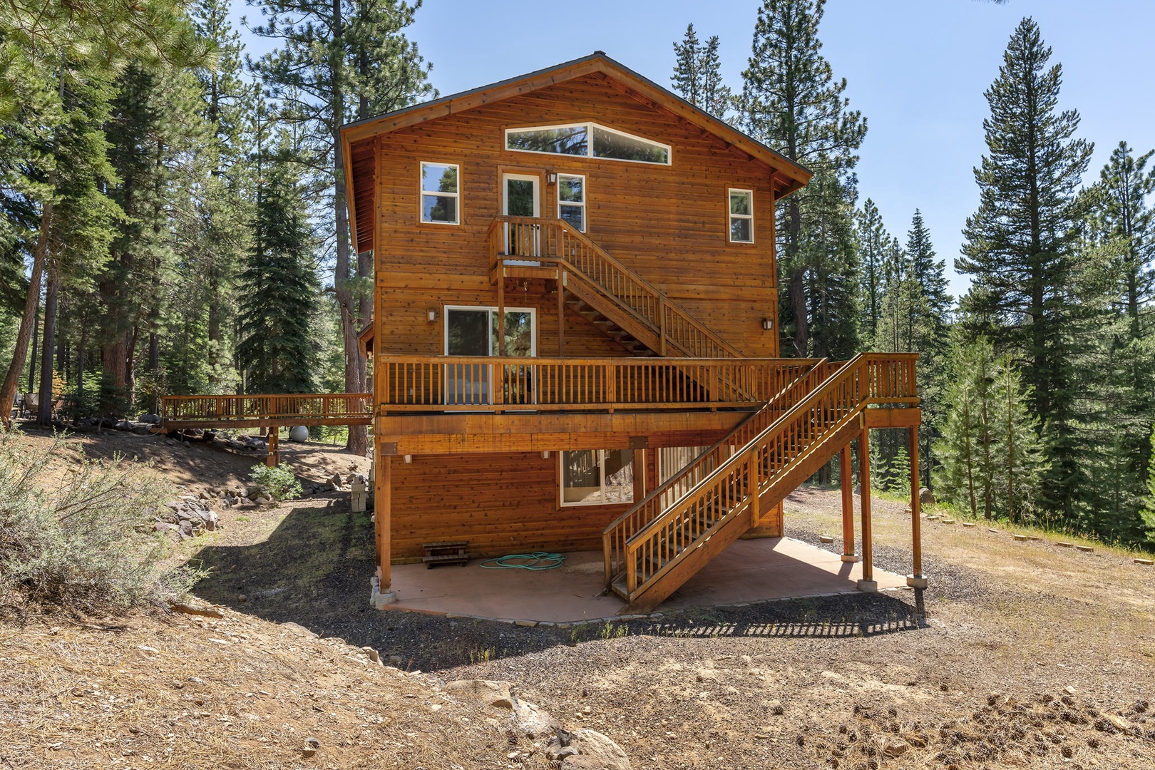 Backyard:  Stony Creek Secluded Lodge