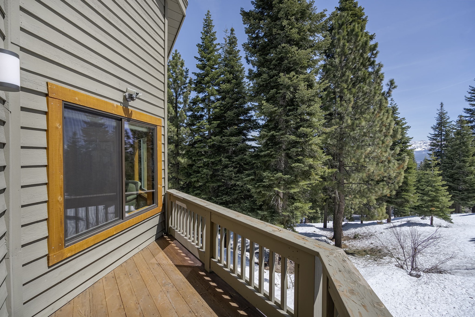 Private patio: Hilltop Manor in Tahoe Donner