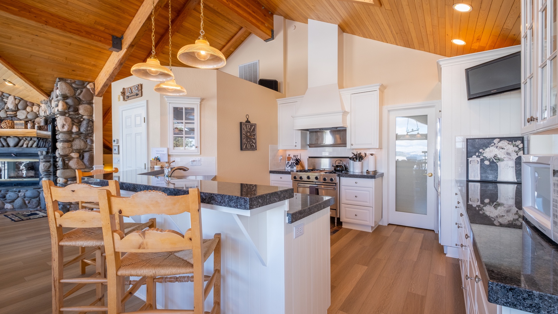 Kitchen: Northstar Home Away From Home