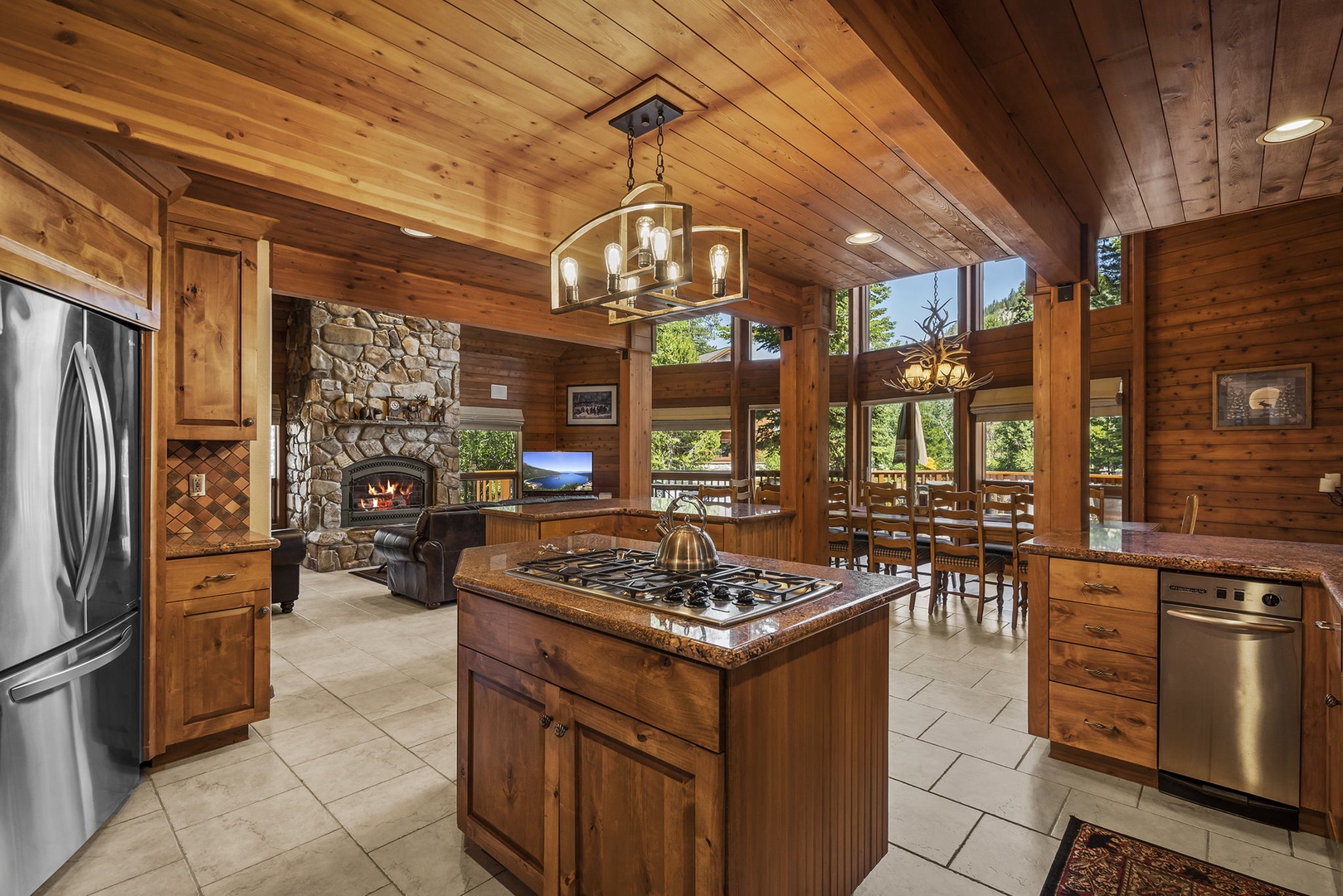 Kitchen: 
Donner Lake Vacation Lodge