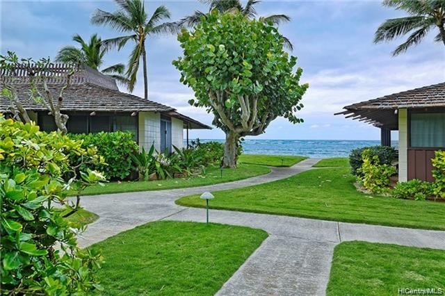 Mokuleia Beach Cottage ~ Easy North Shore Living with private beach access