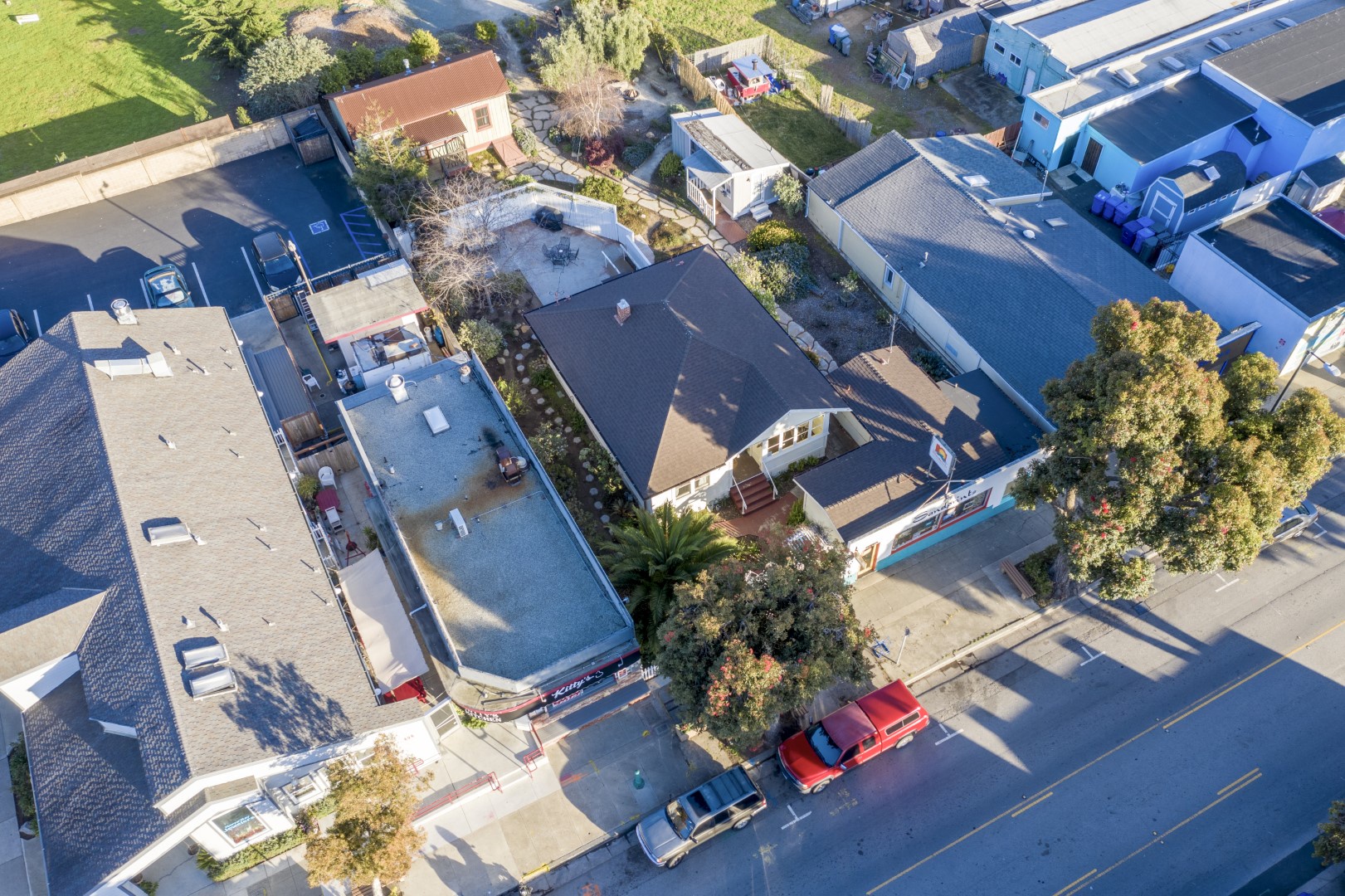 This property offers the perfect layout for larger groups