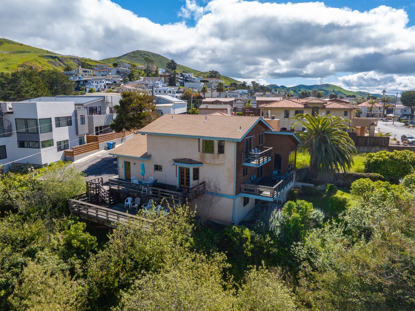 Plenty of deck area to catch all angles of the sun.