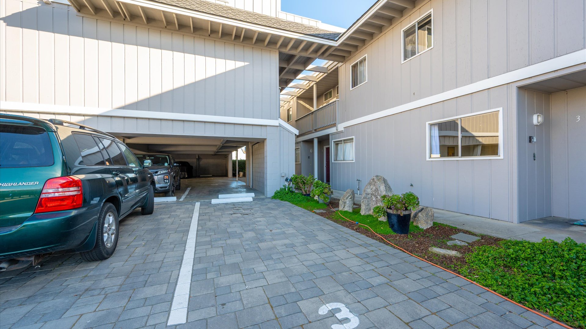 Parking on site for 1 vehicle. Additional parking available on surrounding streets