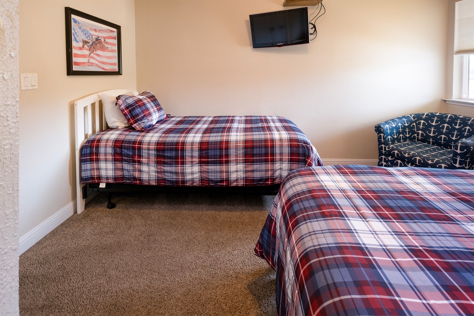 Twin bed in second bedroom