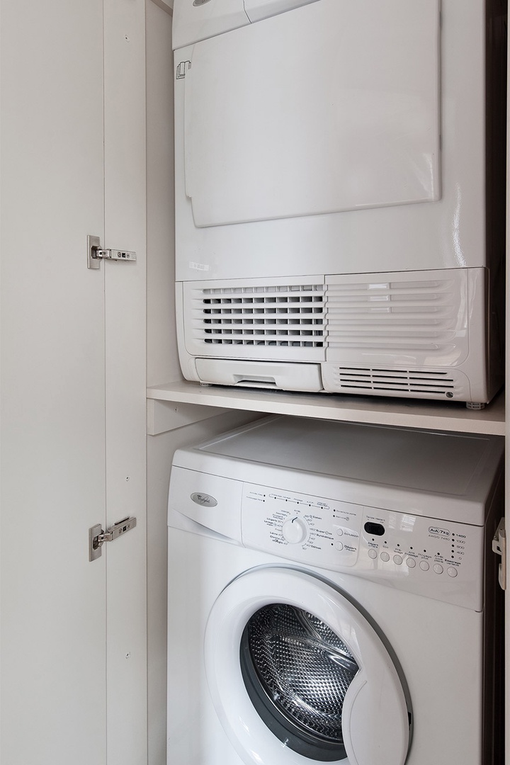 Effective washing machine and dryer makes laundry a breeze!