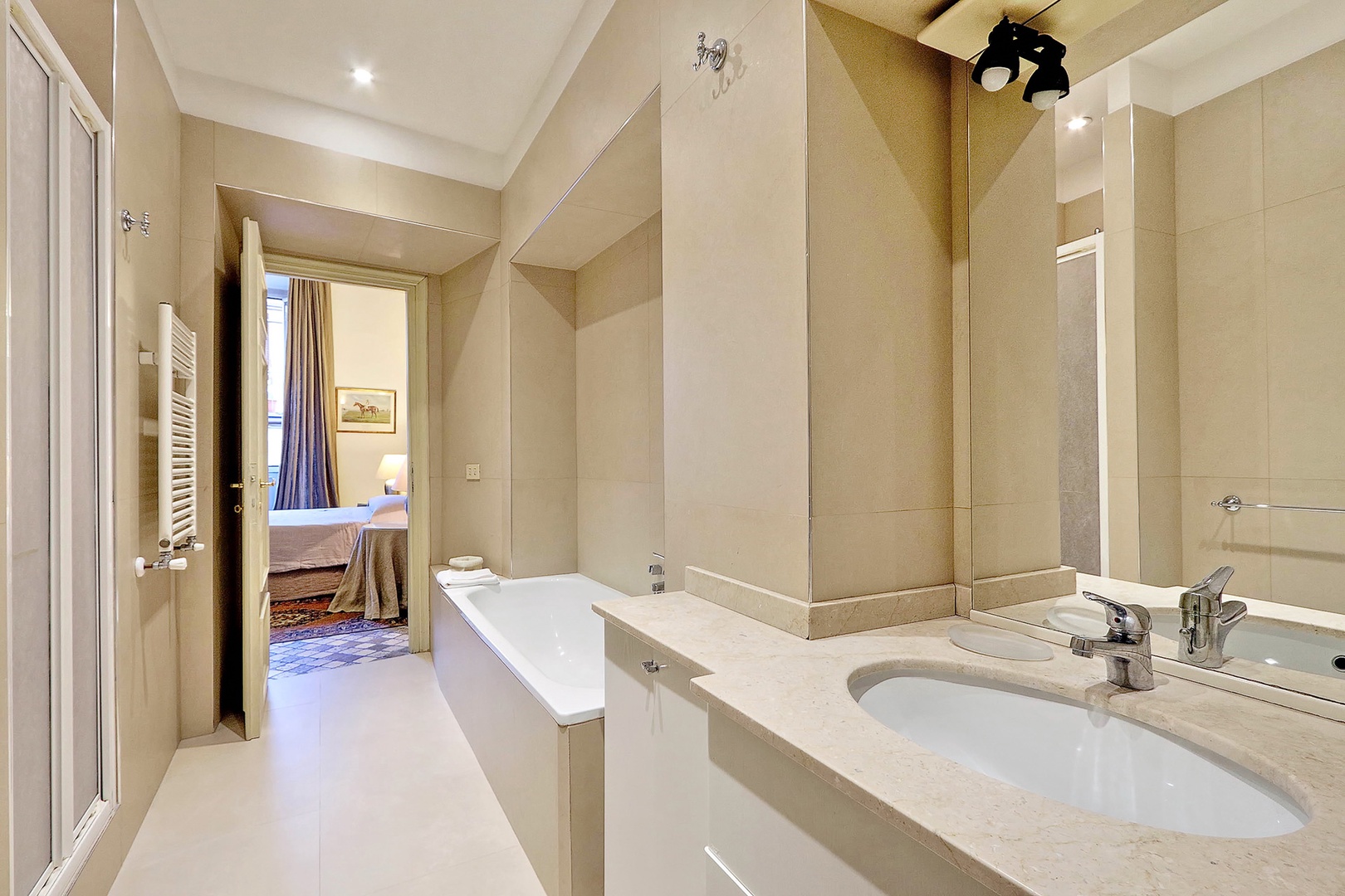 Bathroom 1 en suite to Bedroom 1