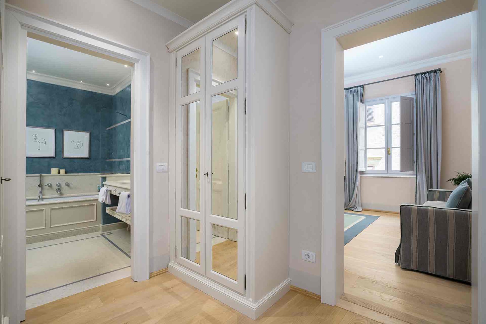 En suite bathroom and bonus seating make bedroom 2 an ideal retreat.