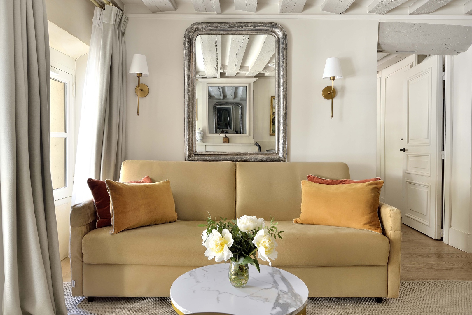 Simple, yet glamorous interiors