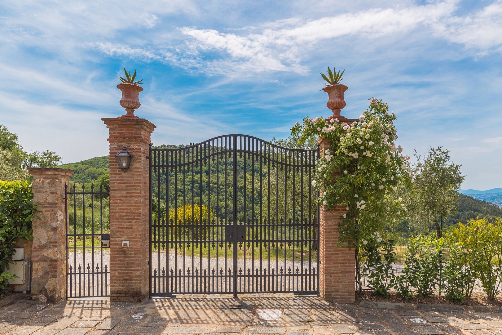 Entry gate to Regina Alta.