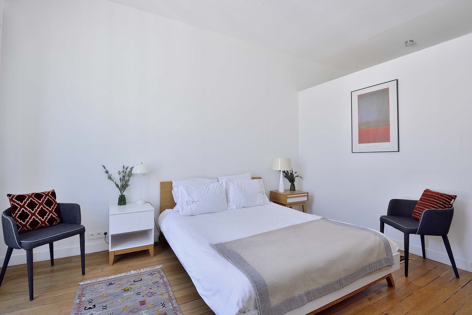 Clean, contemporary lines in bedroom 1.