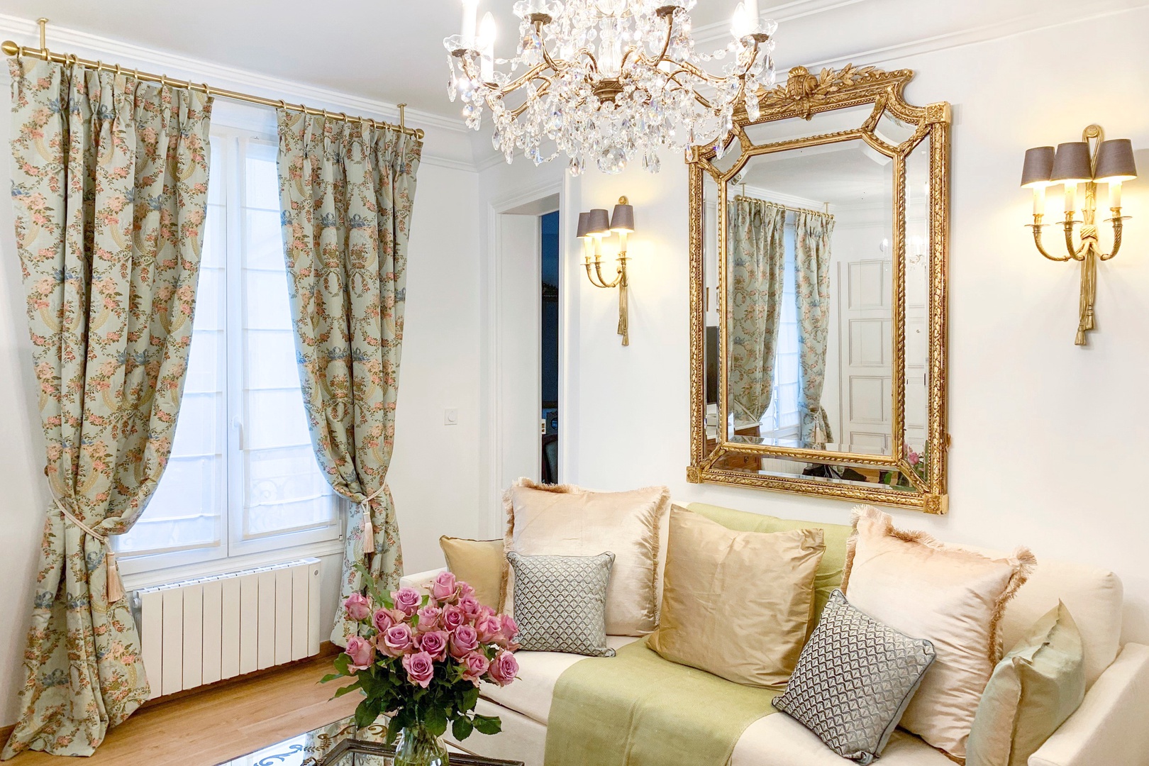 You'll fall in love with our romantic Saint Amour 4 apartment!