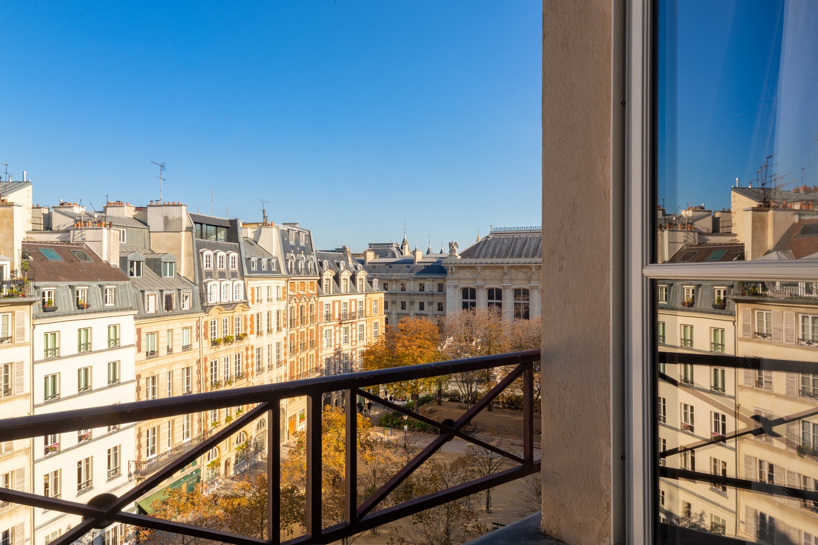 Go for a stroll in one of Paris' lovliest parks.