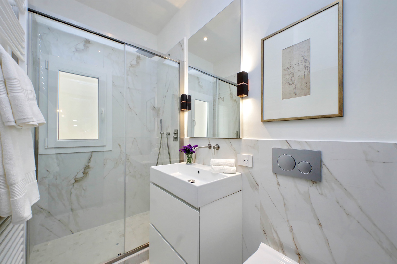 Clean and elegant bathroom 2