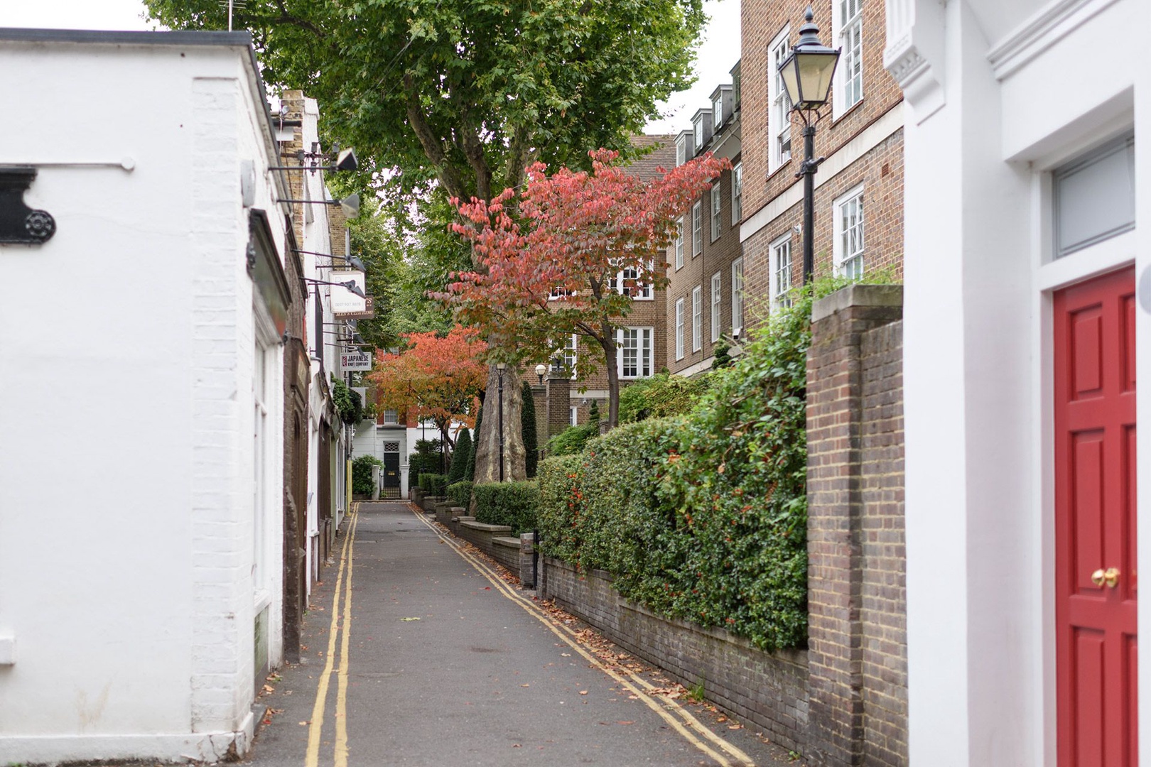 This London vacation rental is set along this charming walk