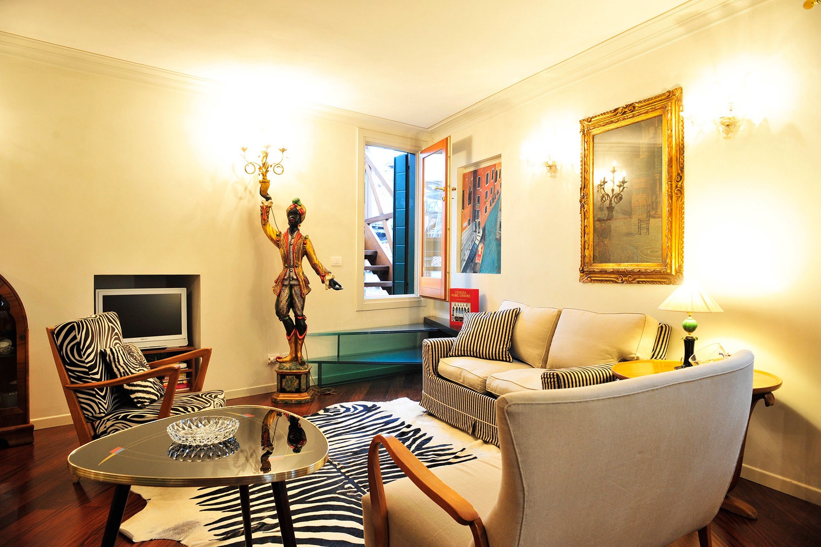 Eclectic decorating echoes Venice's former domination of the Mediterranean trade route.