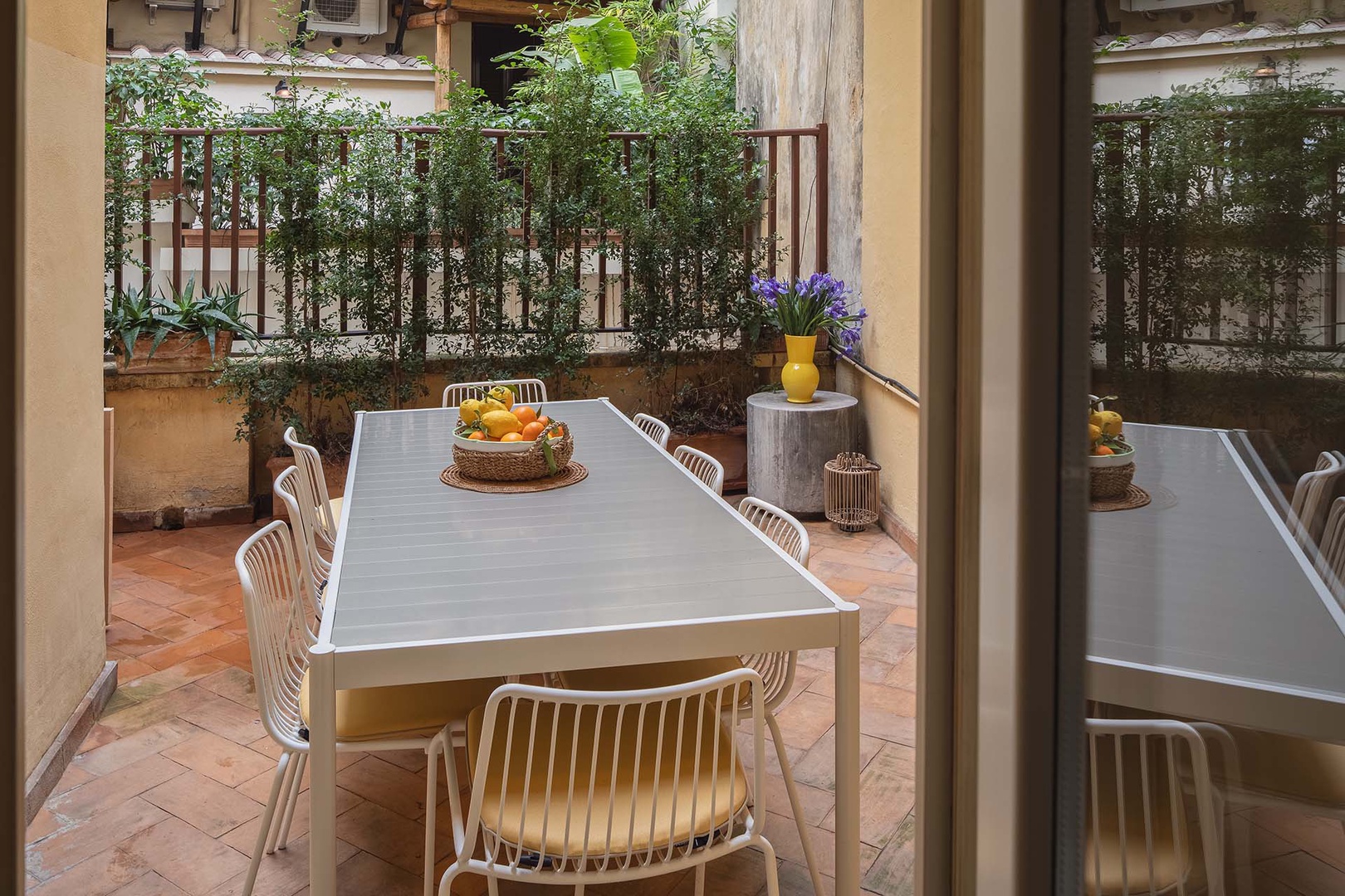 Access to the terrace from bedroom 3.